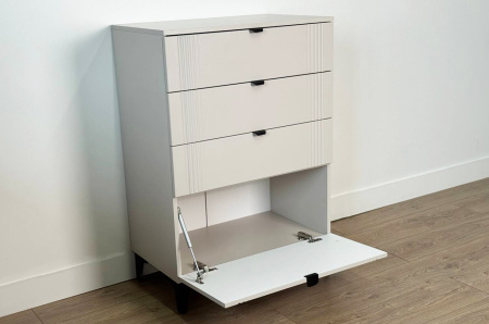 Комод Рич кашемир/фрапучино матовый/черный Комод Рич кашемир/фрапучино матовый/черный