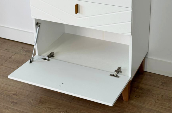 Комод Хюгге белое дерево/дуб крафт золотой/белый матовый Комод Хюгге белое дерево/дуб крафт золотой/белый матовый